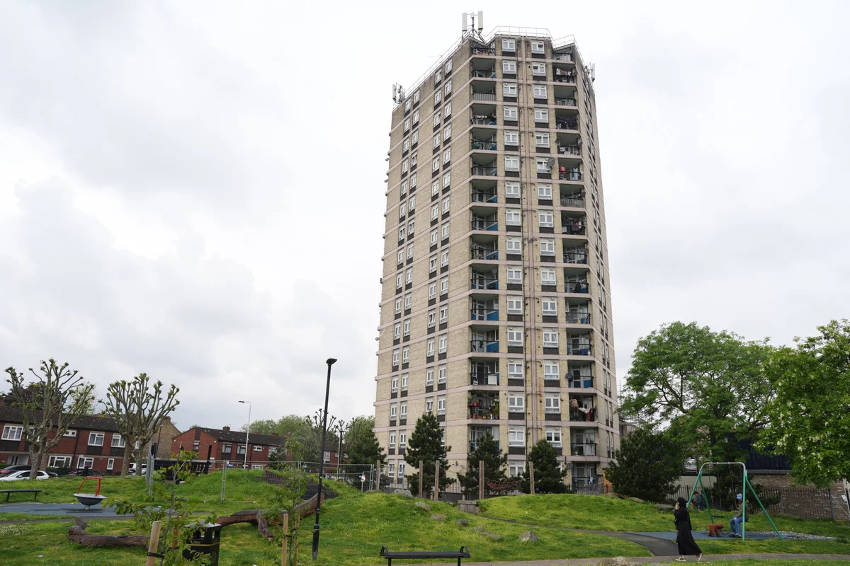 Gazundering: Why is it happening and what should homeowners do if it happens to them?