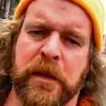 Comedian accused of abusing Jewish audience to end libel claim against theatre due to costs